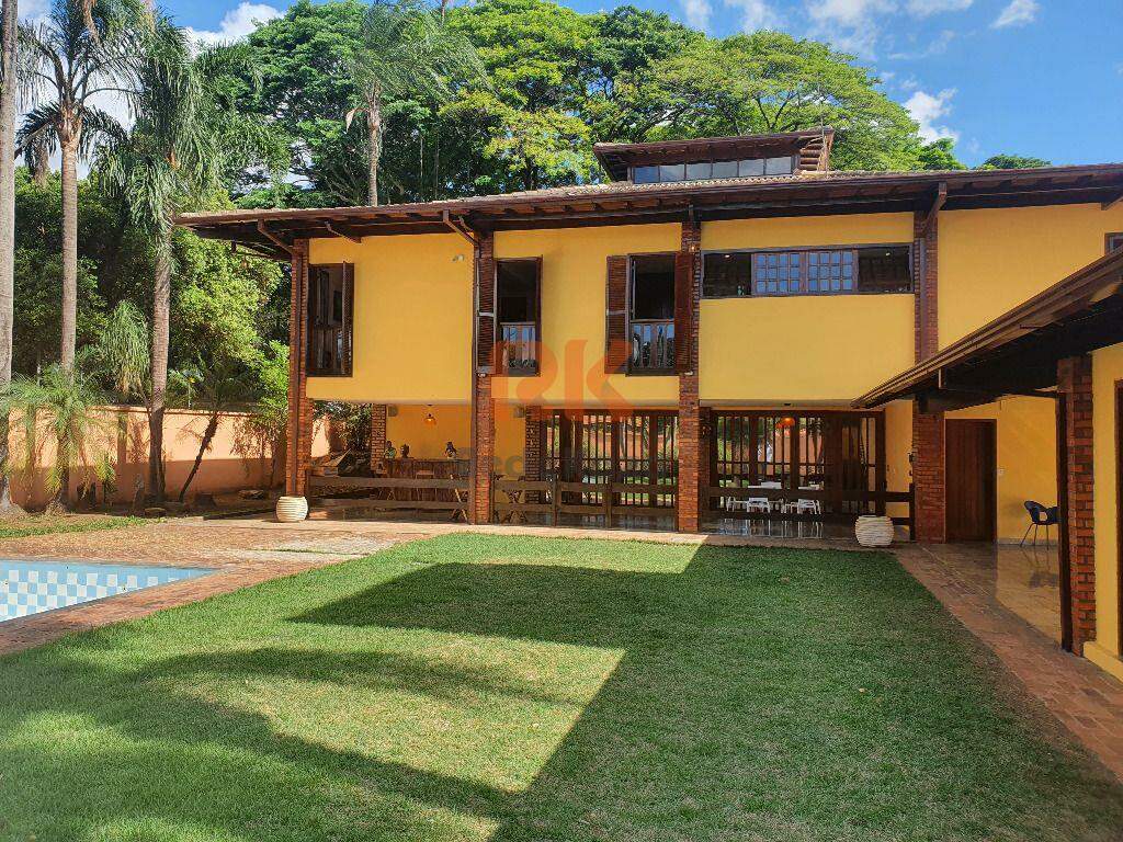 Casa à venda no Bandeirantes: 