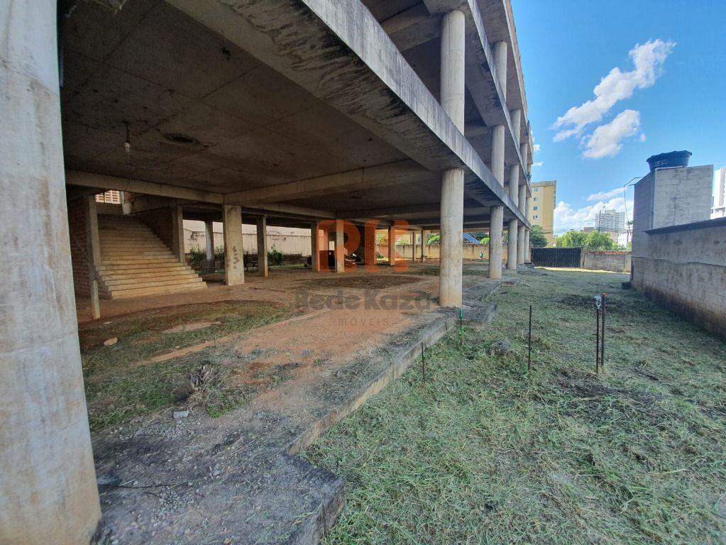 Terreno / Área à venda no Liberdade: 