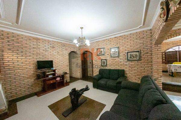 Casa à venda no Castelo: 