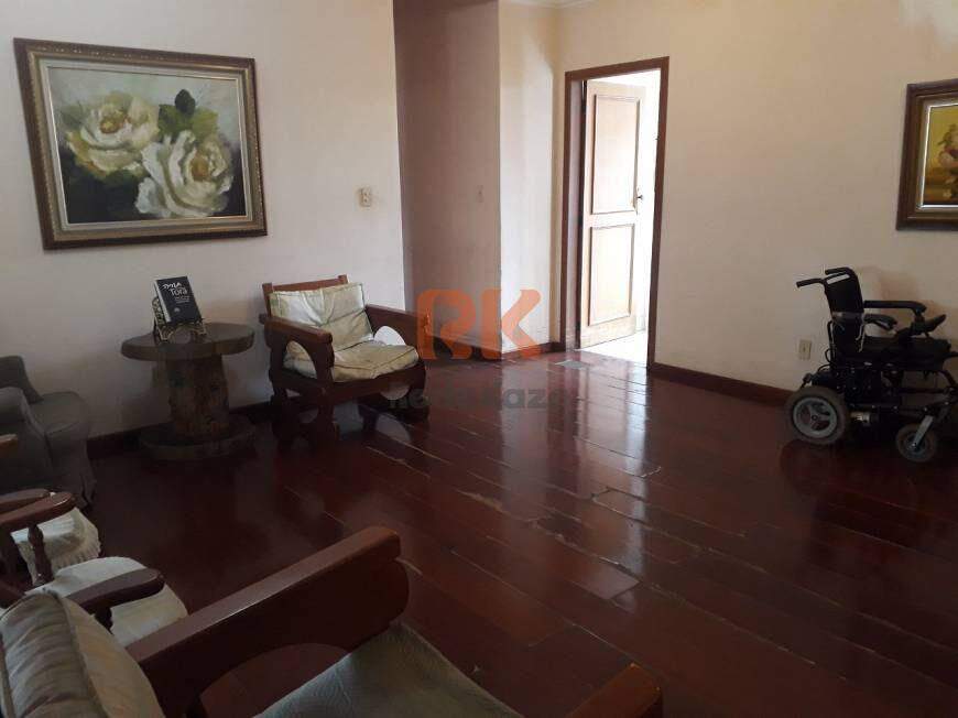 Casa à venda no Bandeirantes: 