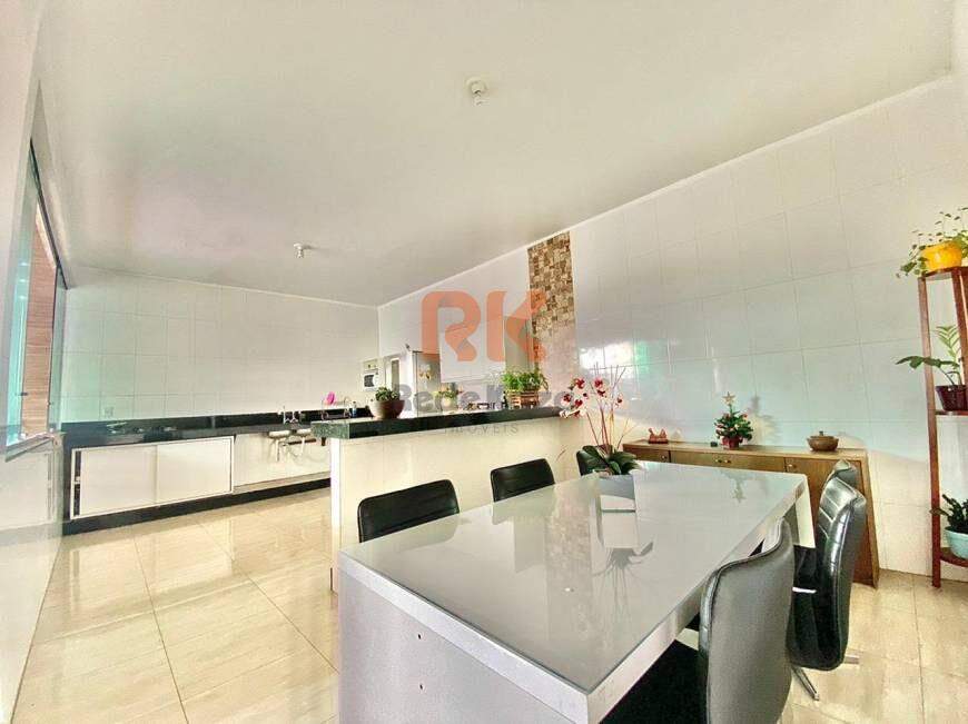 Casa à venda no Alípio de Melo: 