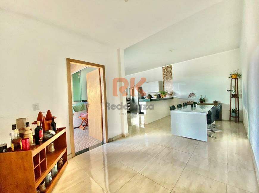 Casa à venda no Alípio de Melo: 