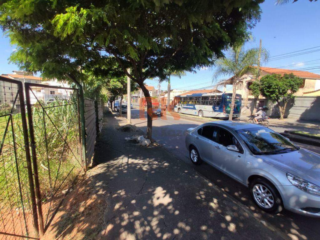 Terreno / Área à venda no Itatiaia: 