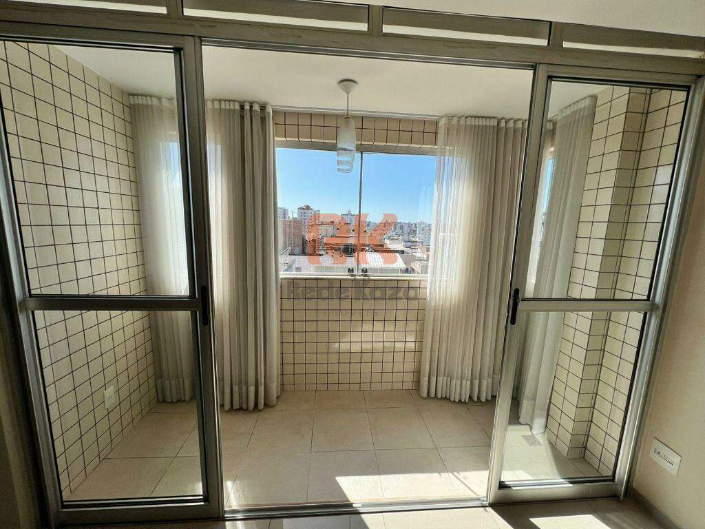 Cobertura à venda no Castelo: 