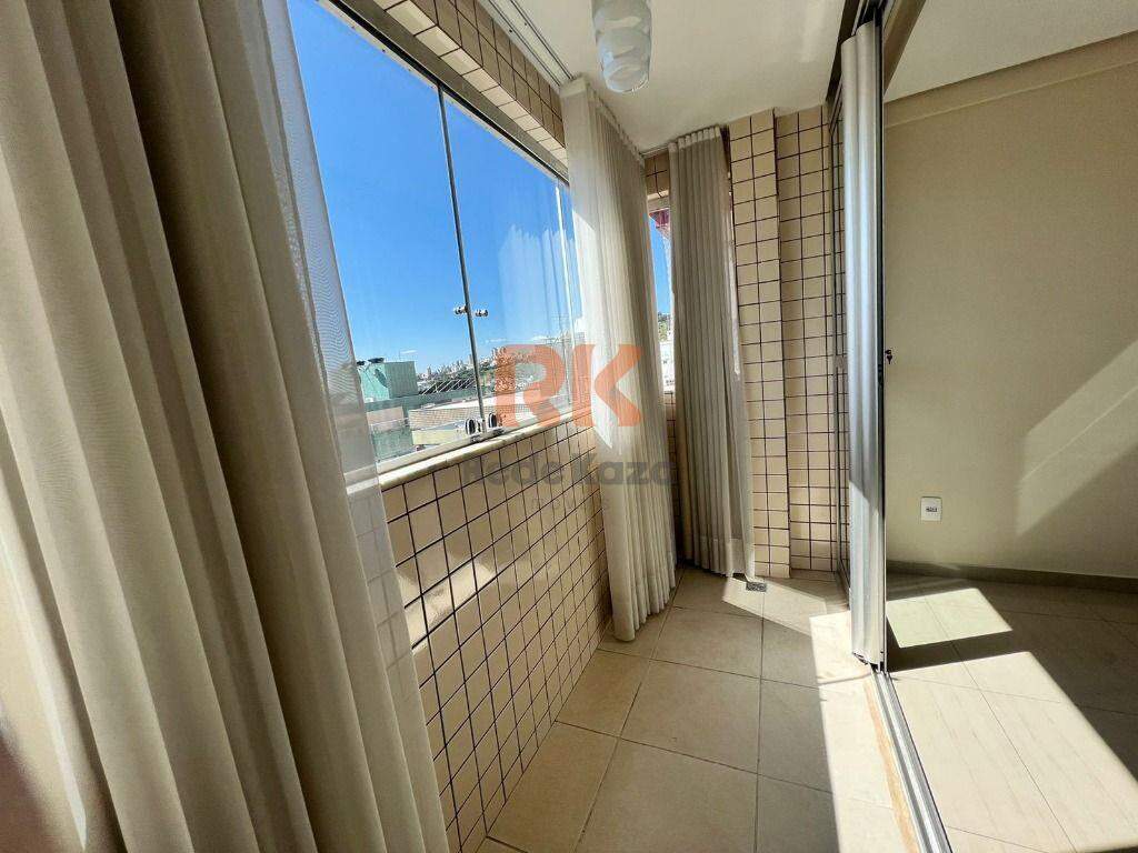 Cobertura à venda no Castelo: 