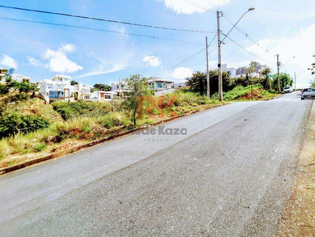 Terreno / Área à venda no Chácara Cotia: 