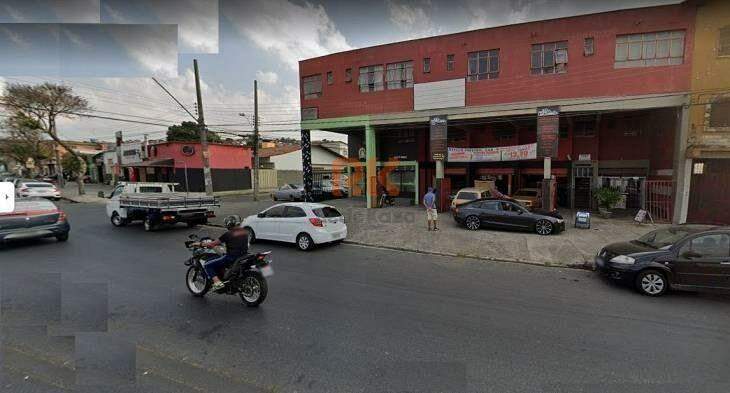 Sala à venda no Glória: 