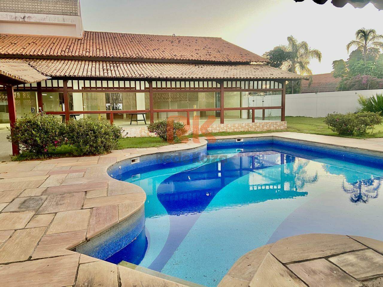 Casa à venda no Bandeirantes: 