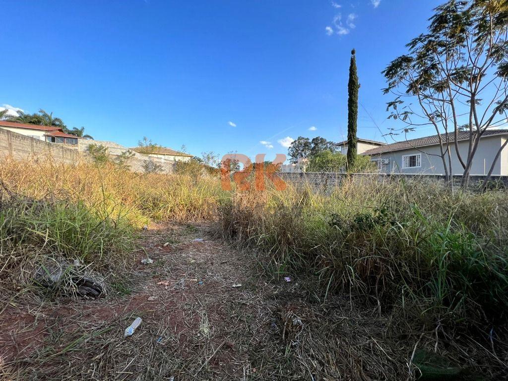 Terreno / Área à venda no Bandeirantes: 