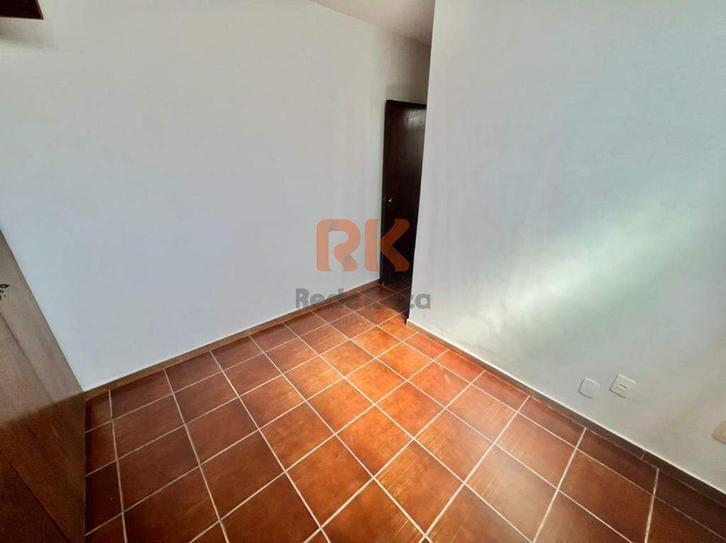 Casa à venda no Alípio de Melo: 