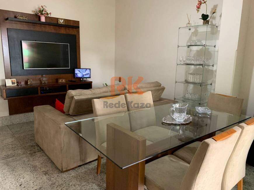 Casa à venda no Alípio de Melo: 