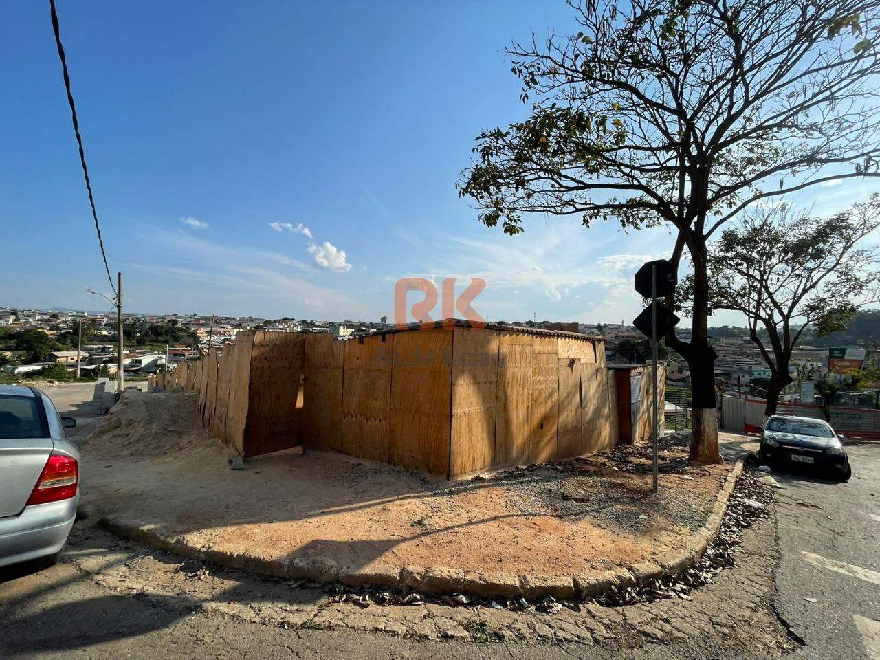 Casa geminada à venda no Cabral: 