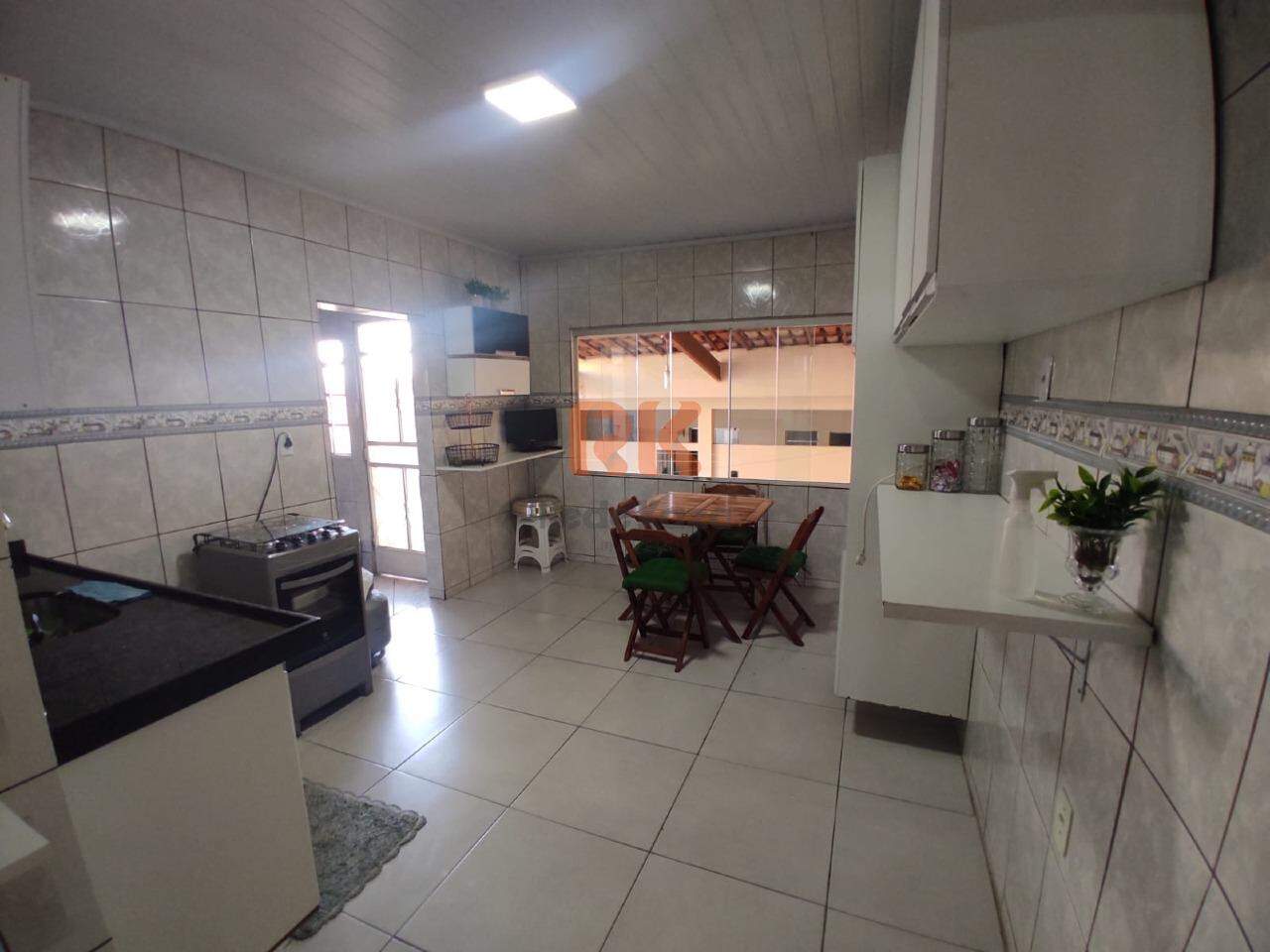 Casa à venda no Kennedy: 