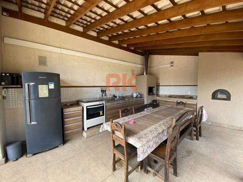 Casa à venda no Bandeirantes: 