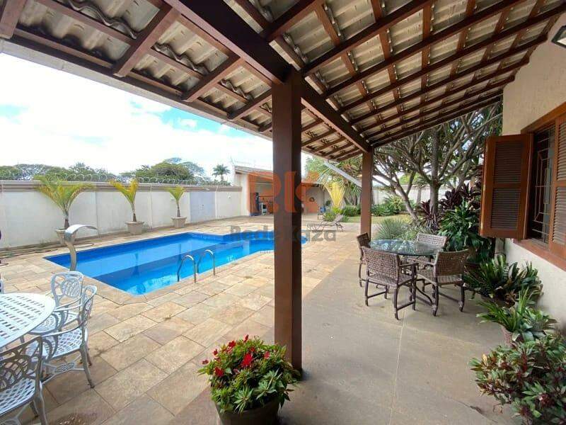 Casa à venda no Bandeirantes: 