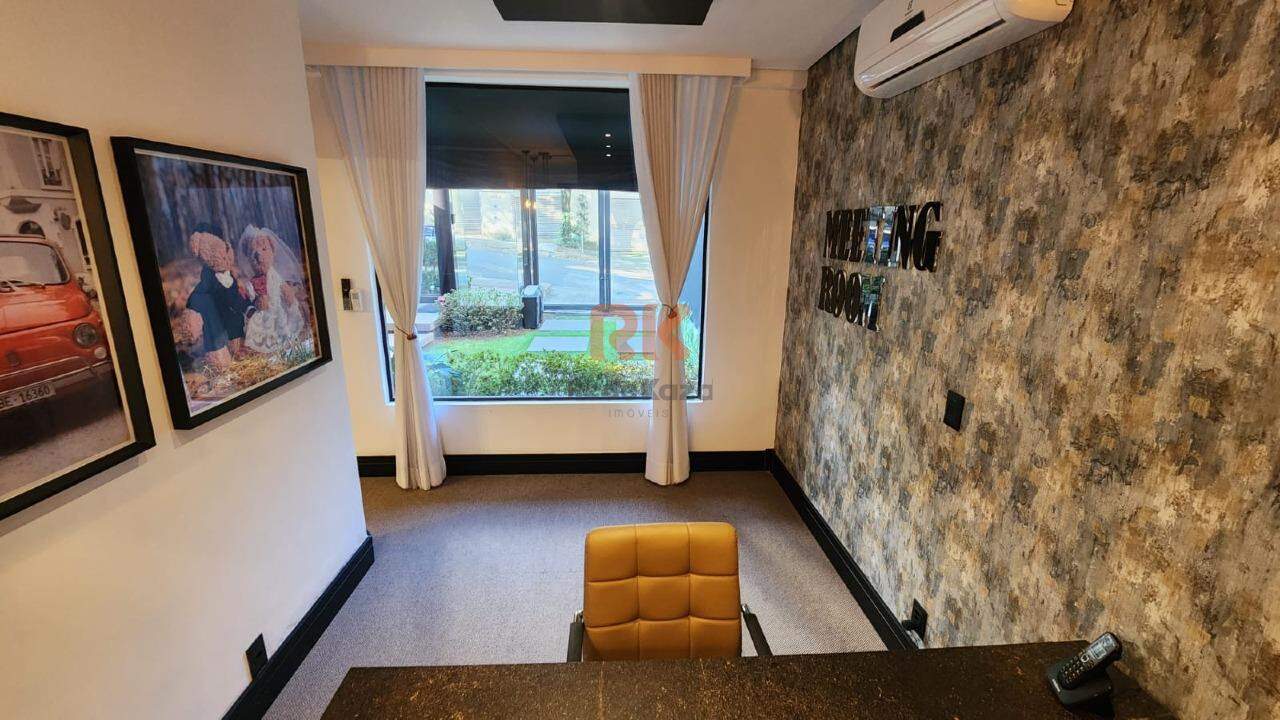 Sala para aluguel no Cabral: 