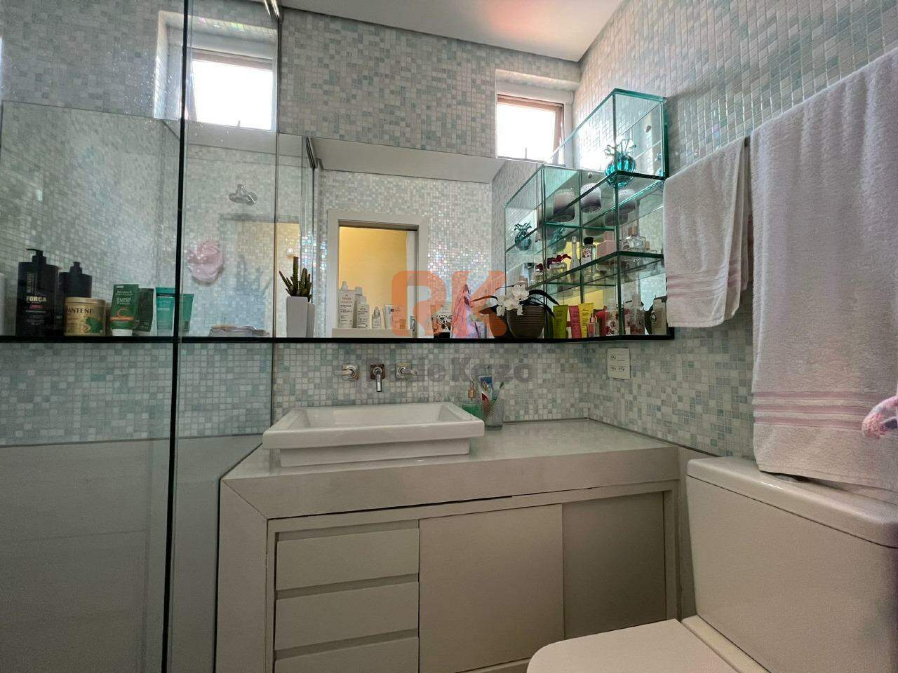 Apartamento à venda no São José: 