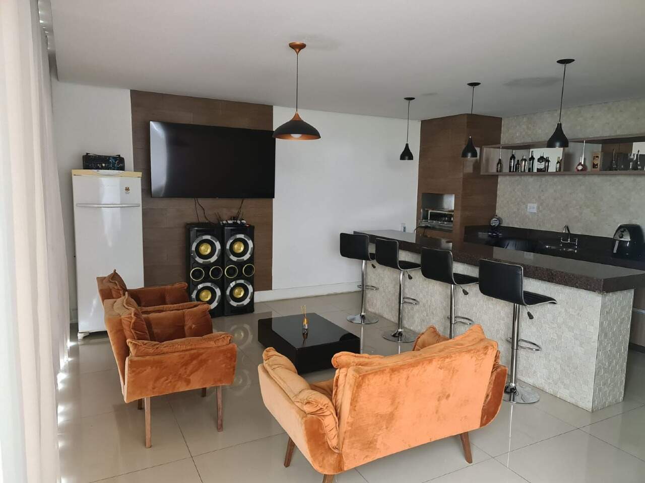 Cobertura à venda no Inconfidentes: 