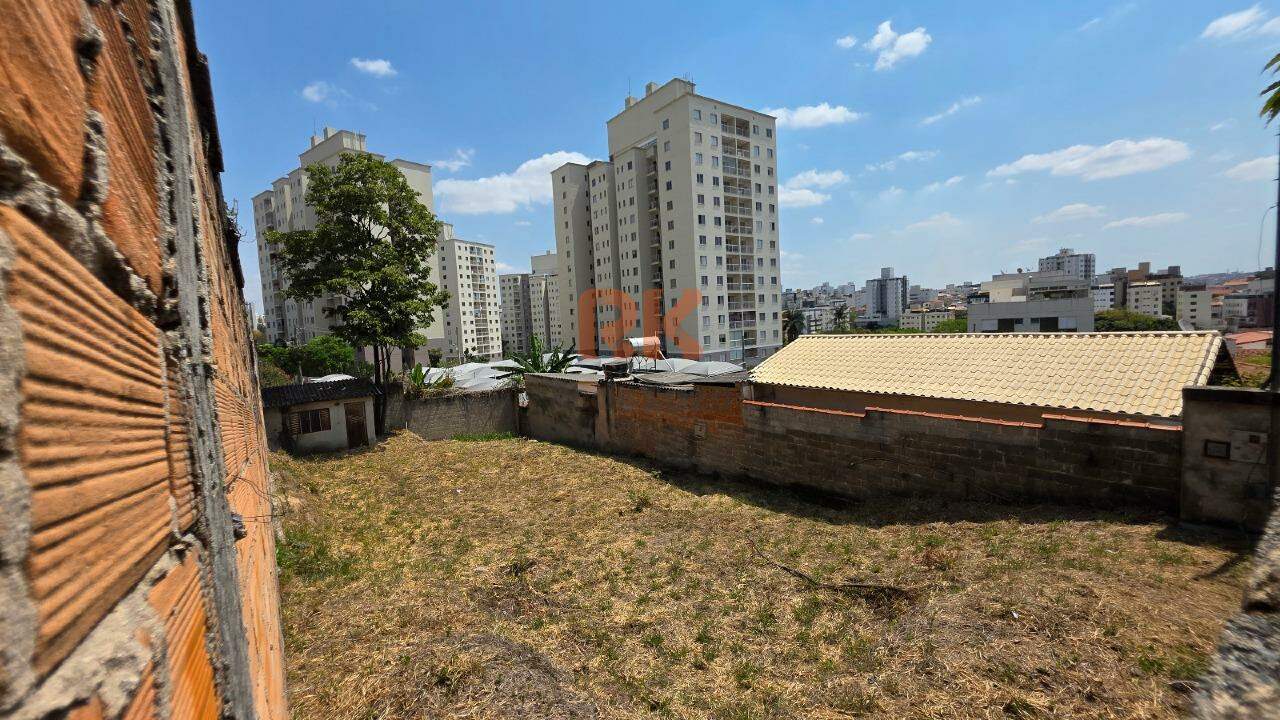 Terreno / Área à venda no Paquetá: 