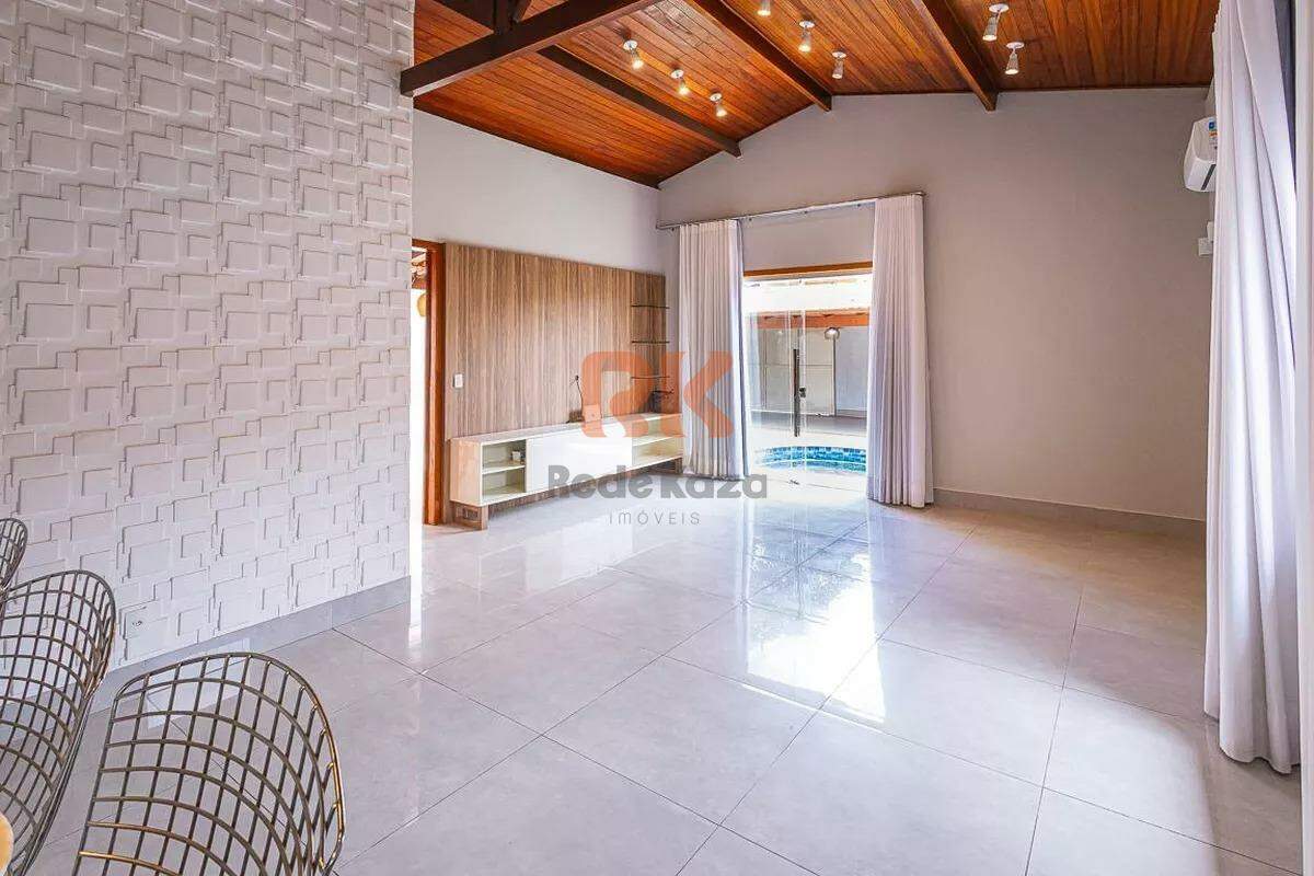 Casa à venda no Serrano: 