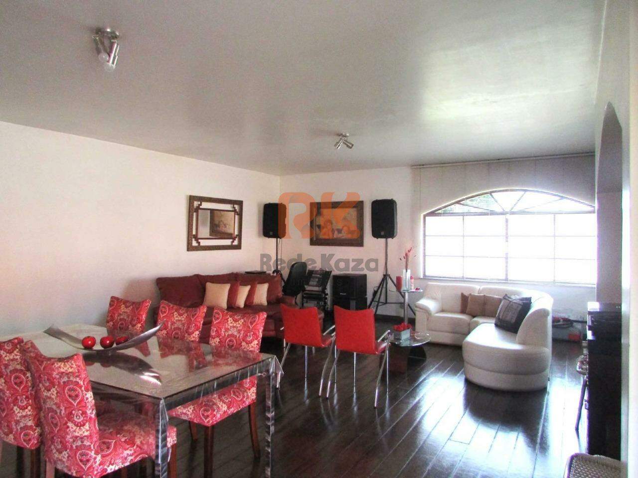 Casa à venda no Bandeirantes: 