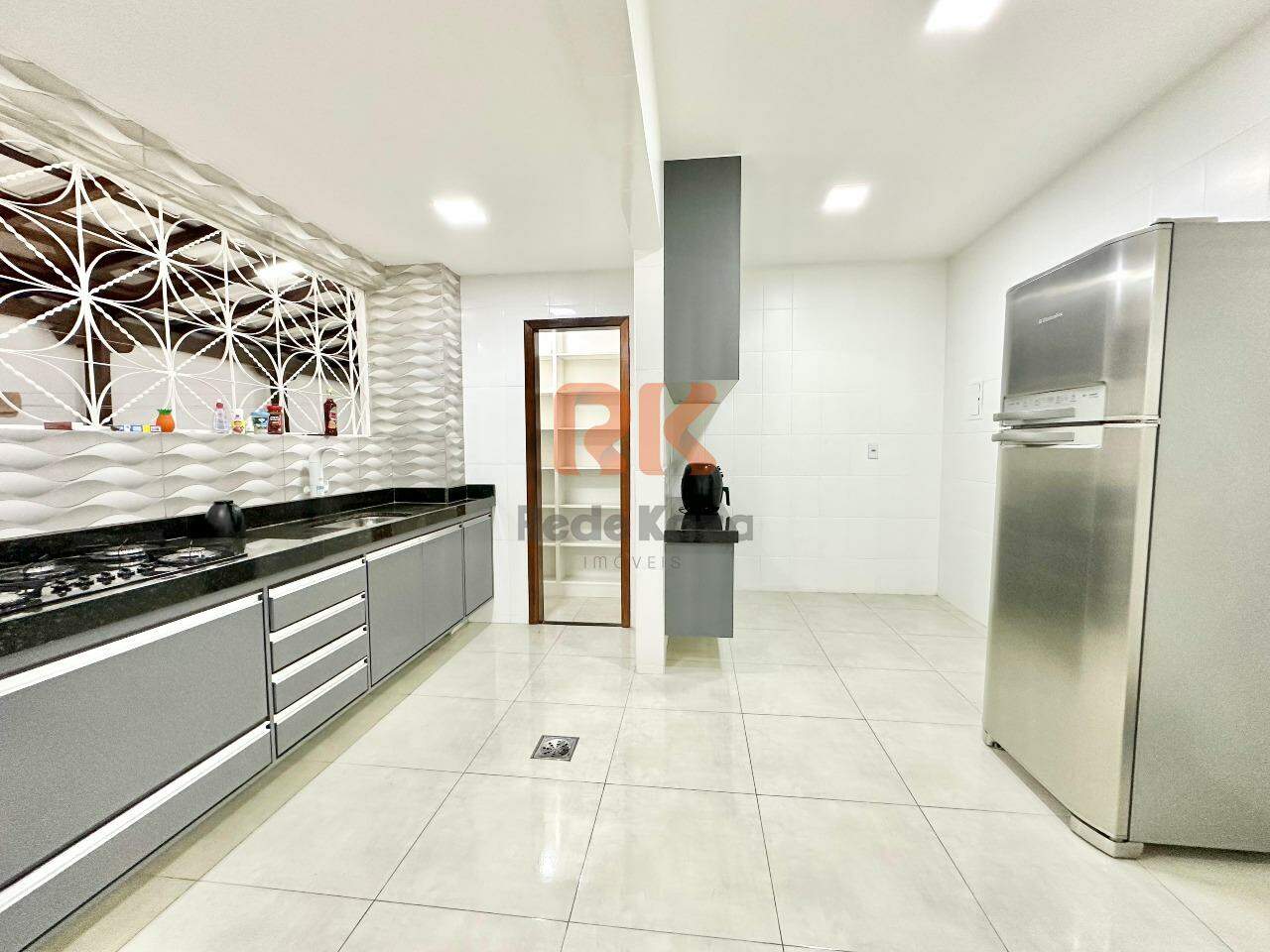 Área privativa à venda no Itapoã: 