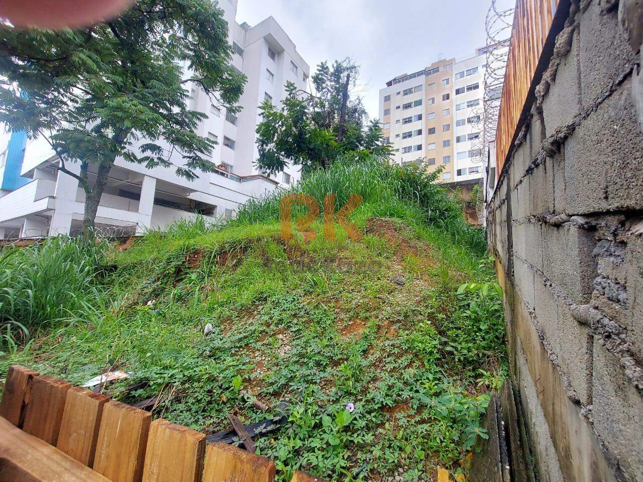 Lote à venda no Manacás: 