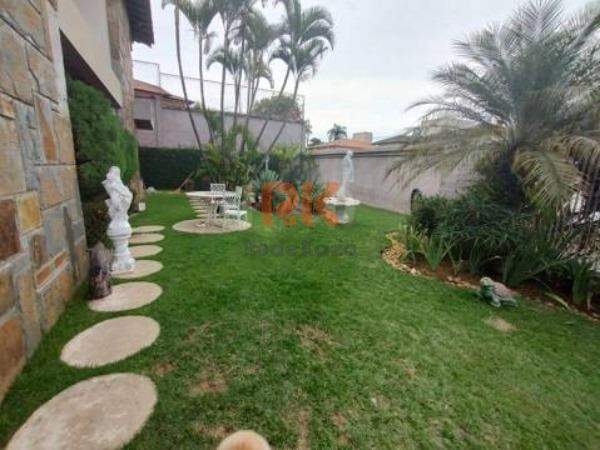 Casa à venda no Bandeirantes: 