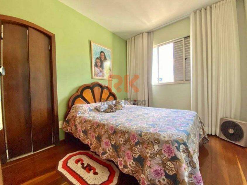 Cobertura à venda no Dona Clara: 