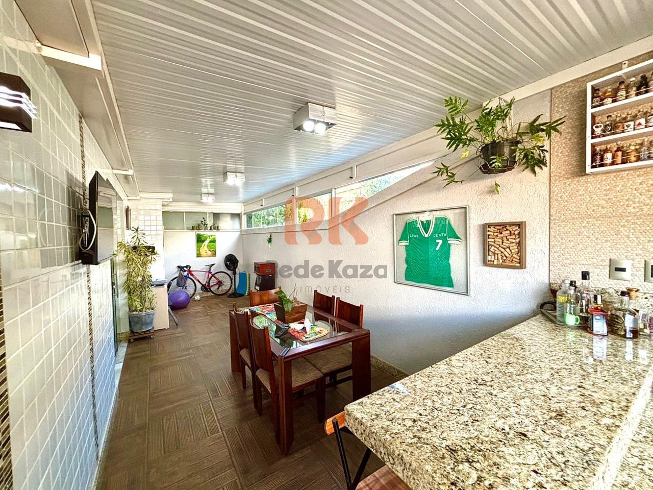 Área privativa à venda no Itapoã: 