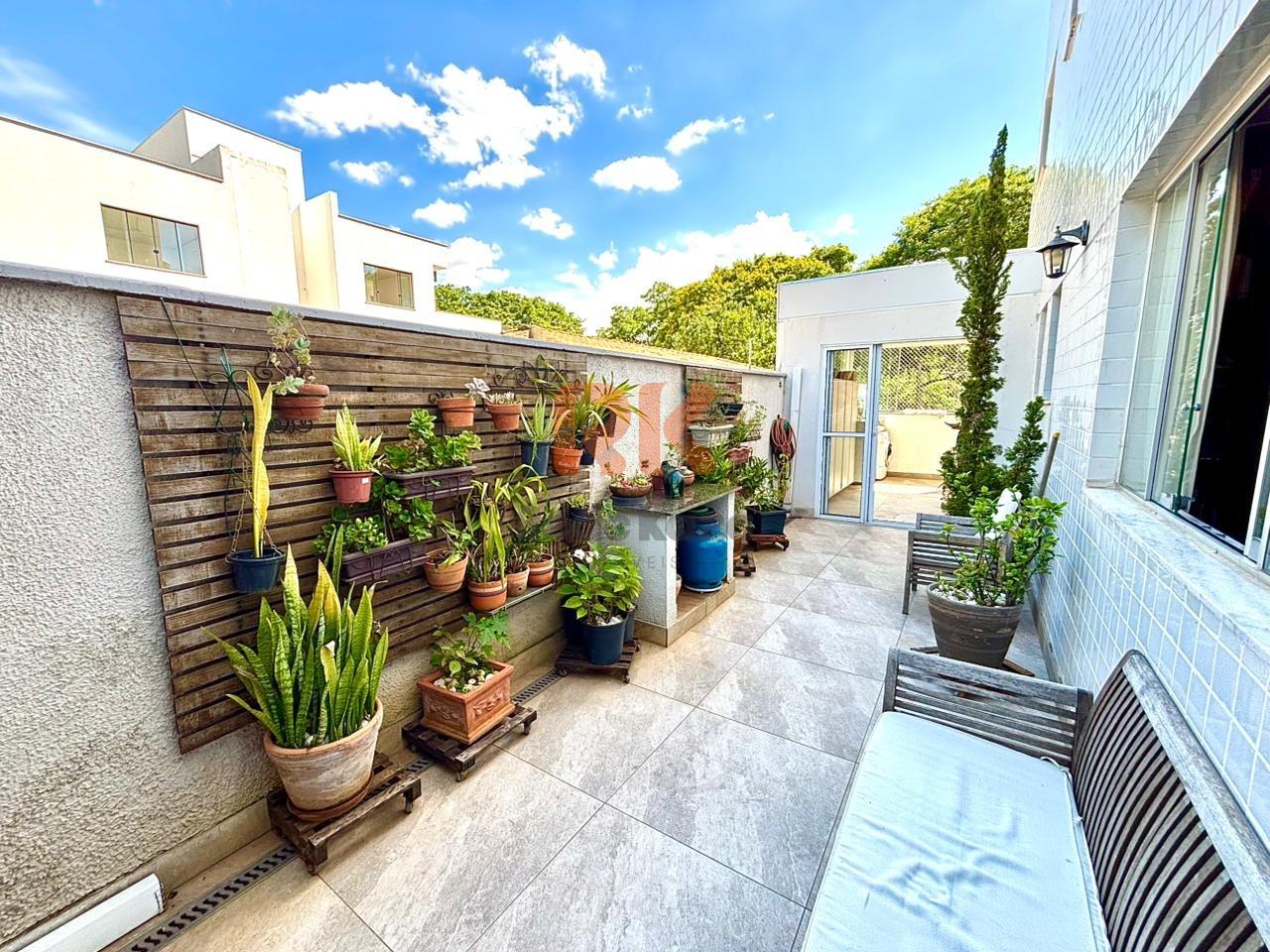 Área privativa à venda no Itapoã: 