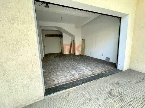 Casa comercial para aluguel no Santa Rosa: 