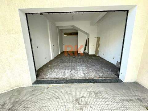 Casa comercial para aluguel no Santa Rosa: 