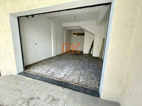 Casa comercial para aluguel no Santa Rosa: 