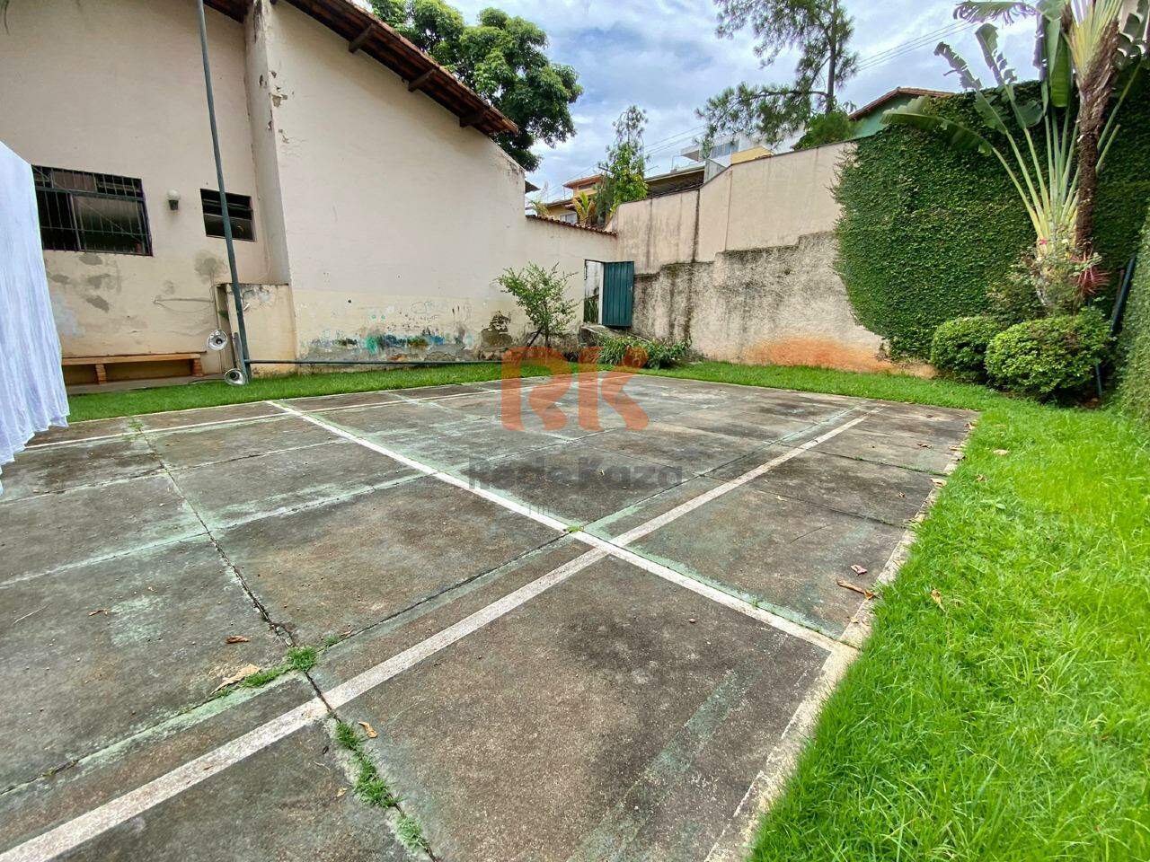 Lote à venda no Dona Clara: 