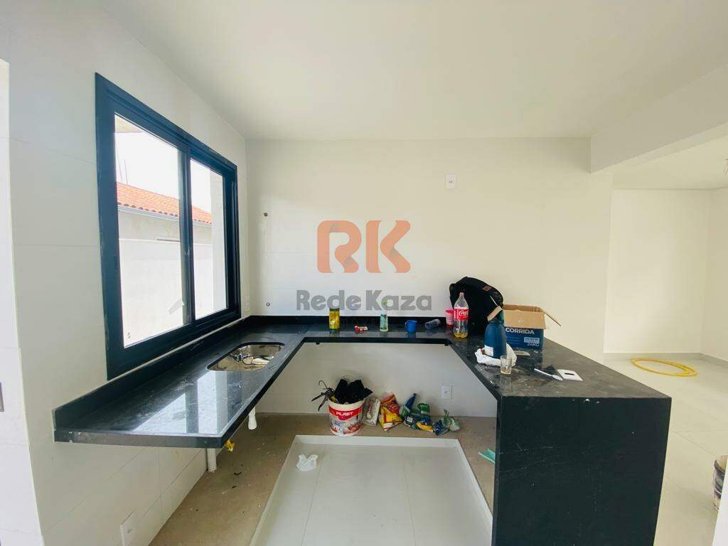 Área privativa à venda no Santa Rosa: 