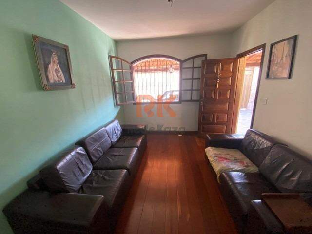 Casa à venda no Dona Clara: 