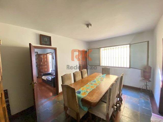 Casa à venda no Dona Clara: 