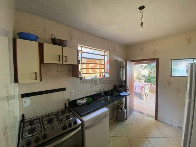 Casa à venda no Dona Clara: 