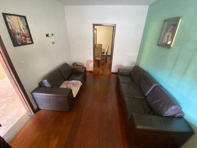 Casa à venda no Dona Clara: 