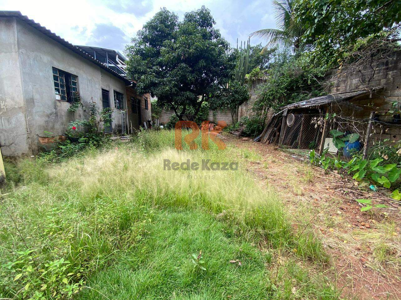 Lote à venda no Dona Clara: 