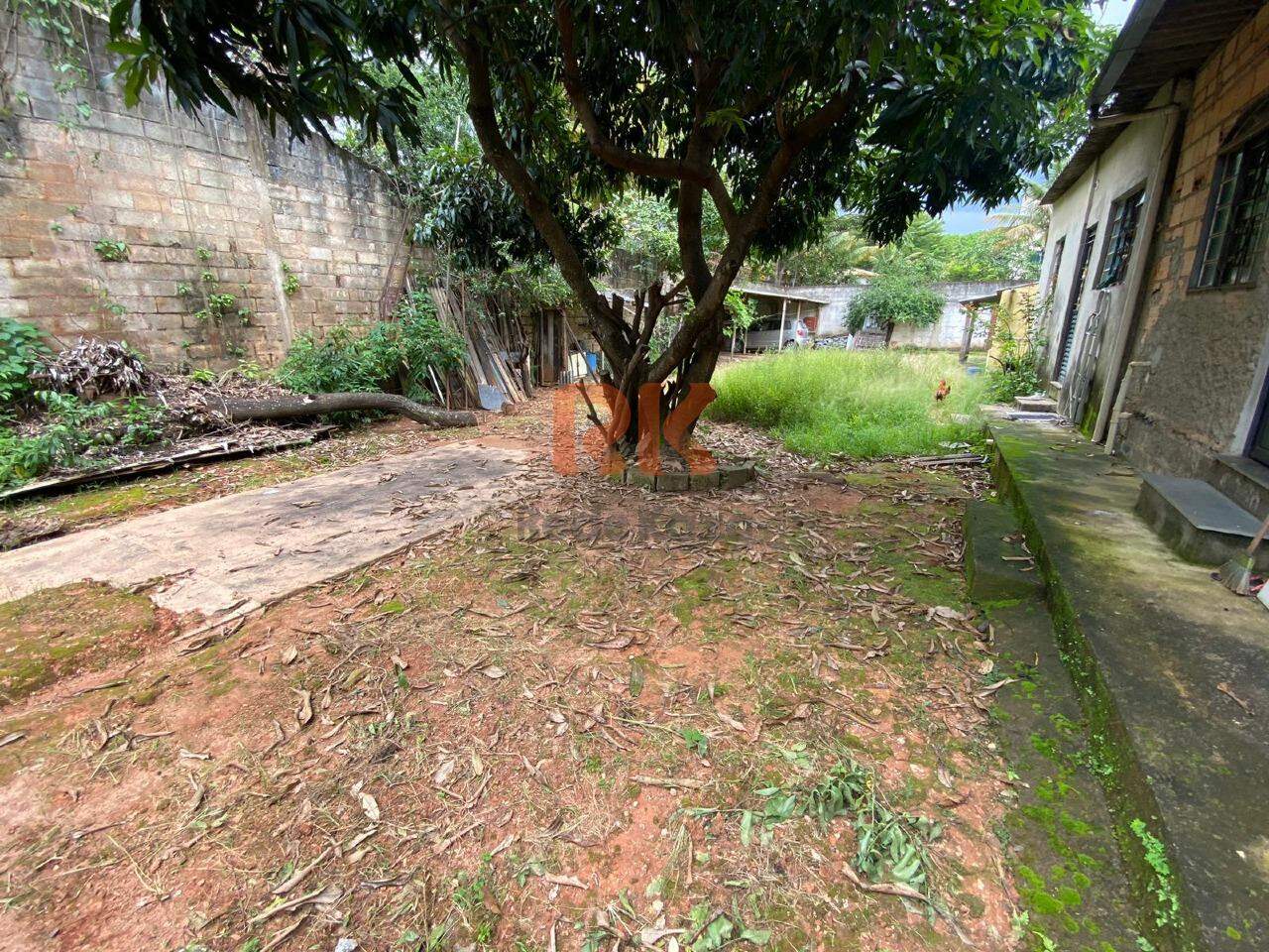 Lote à venda no Dona Clara: 