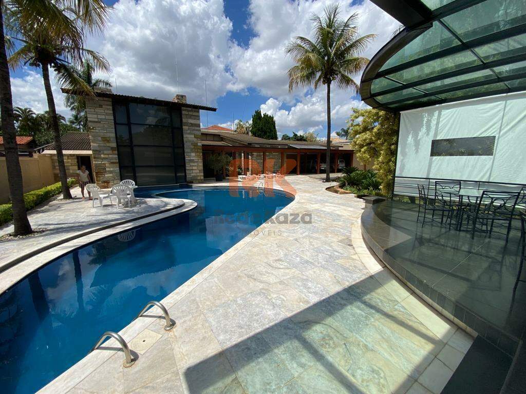 Casa à venda no Bandeirantes: 
