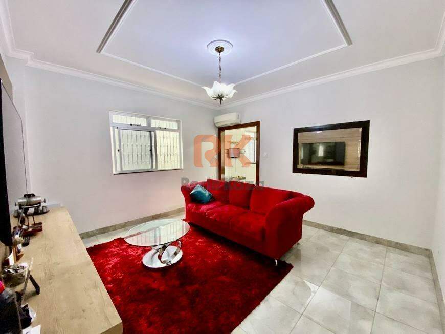 Casa à venda no Serrano: 