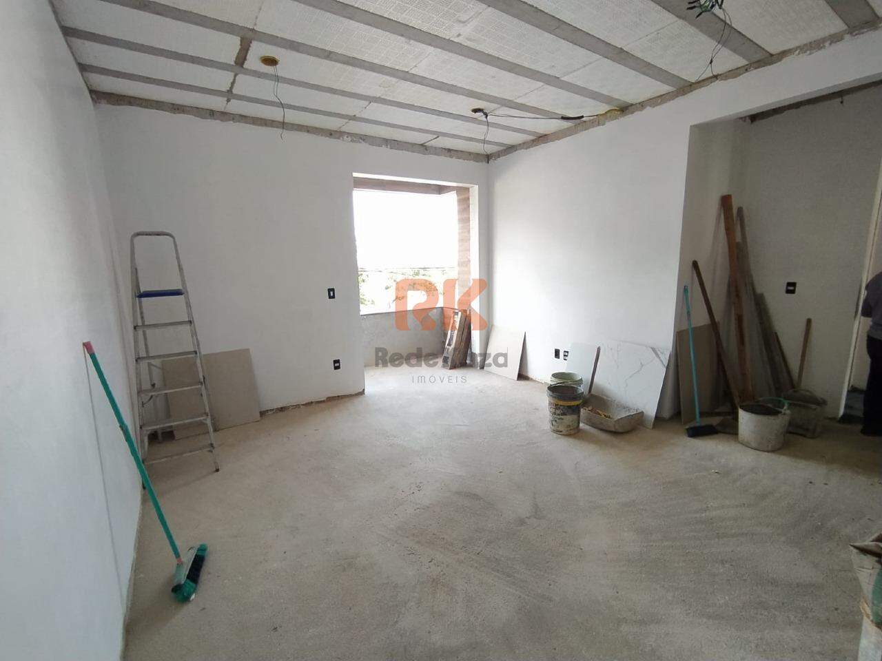 Área privativa à venda no Cabral: 