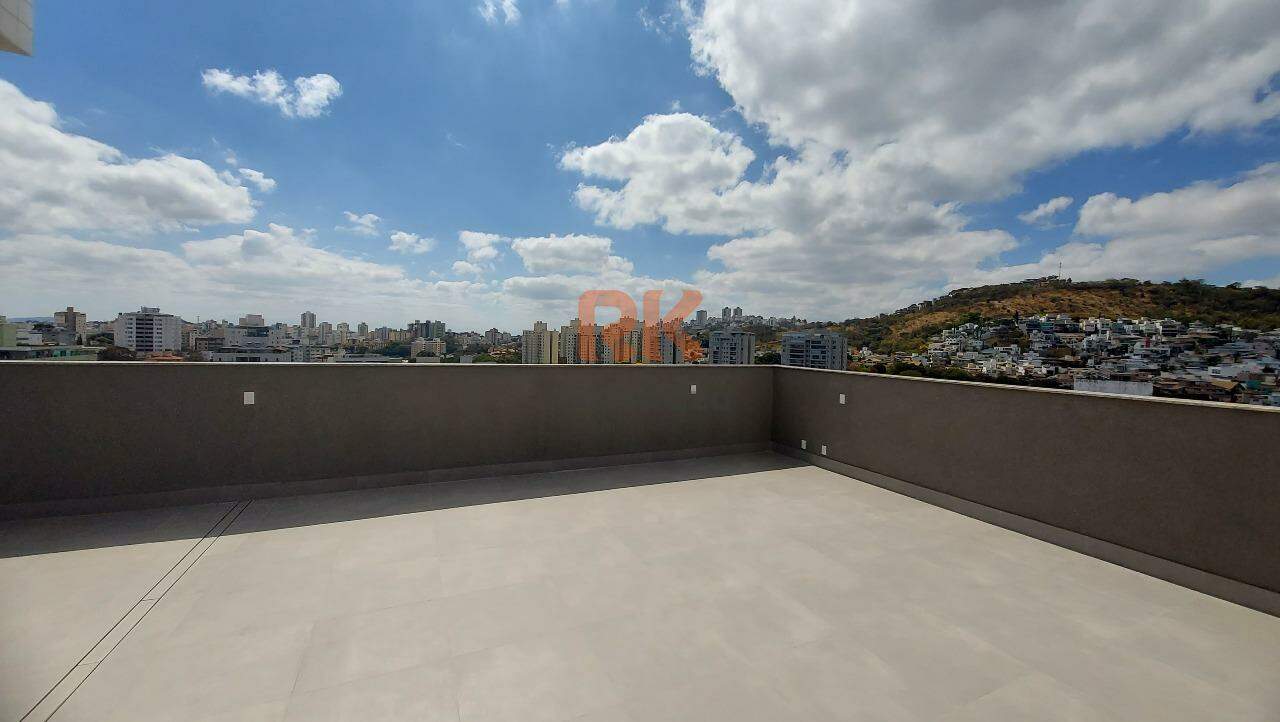 Apartamento à venda no Castelo: 