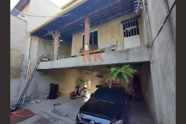 Casa à venda no Serrano: 