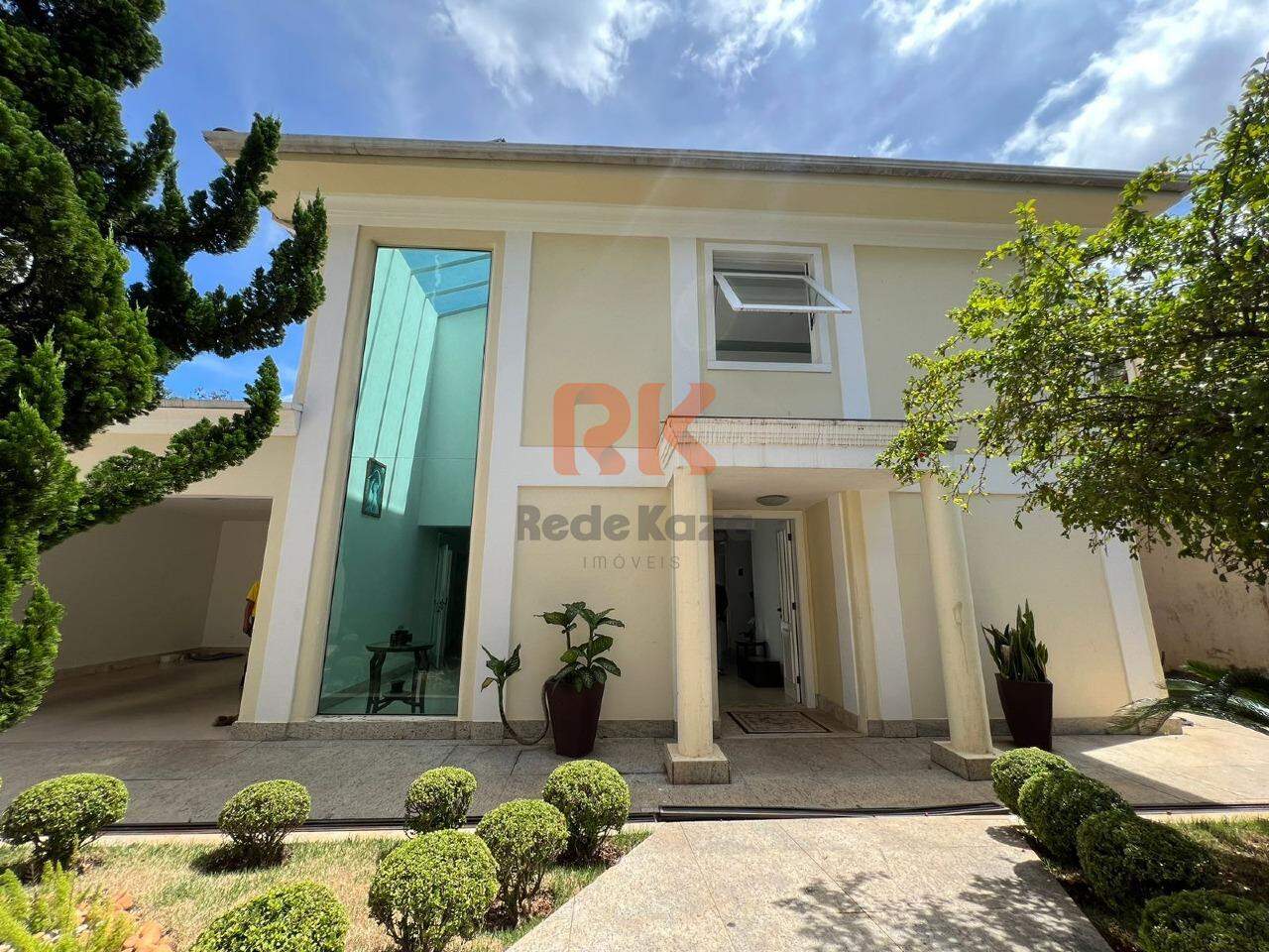 Casa à venda no Bandeirantes: 