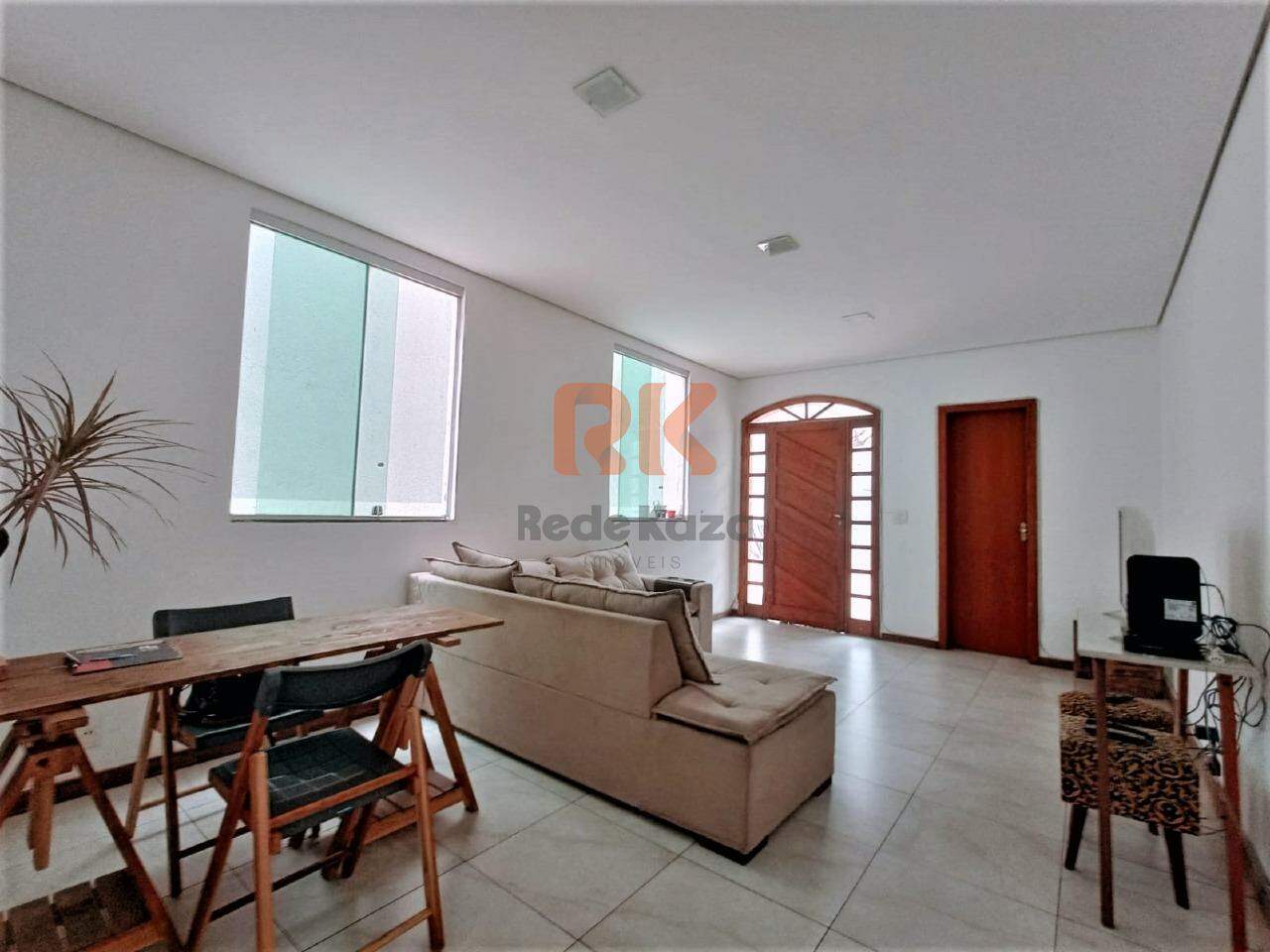 Casa à venda no Dona Clara: 