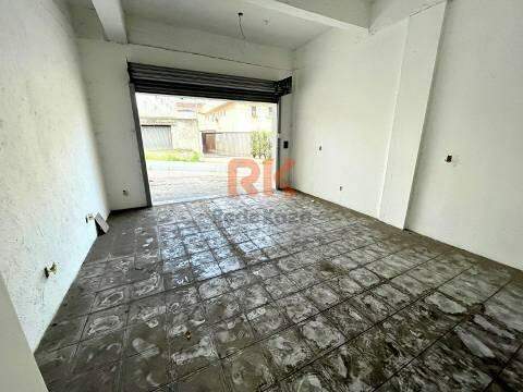 Ponto Comercial para aluguel no Santa Rosa: 